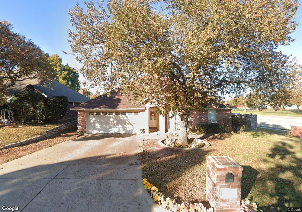 9329 Meandering Dr, North Richland Hills, TX 76182 - photo 1