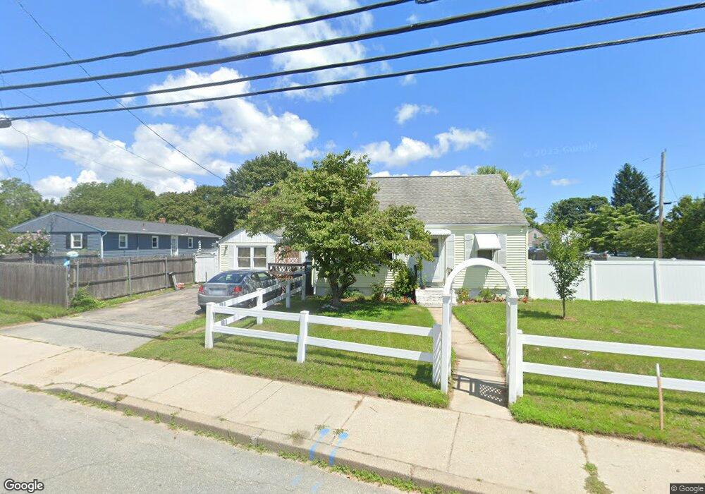 157 Strawberry Field Rd, Warwick, RI 02886 - photo 1