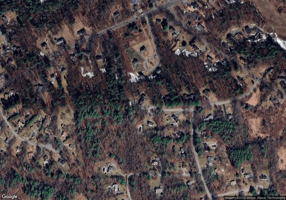 8 Rabbit Run, Salem, NH 03079 - photo 1