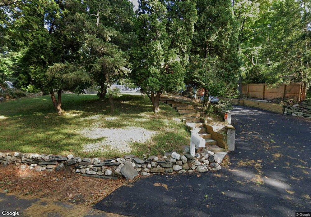 11 Splitrock Rd, Norwalk, CT 06854 - photo 1