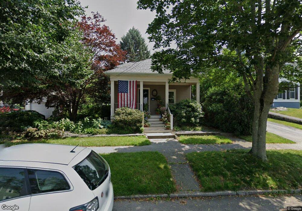 134 Bay View Ave, Bristol, RI 02809 - photo 1