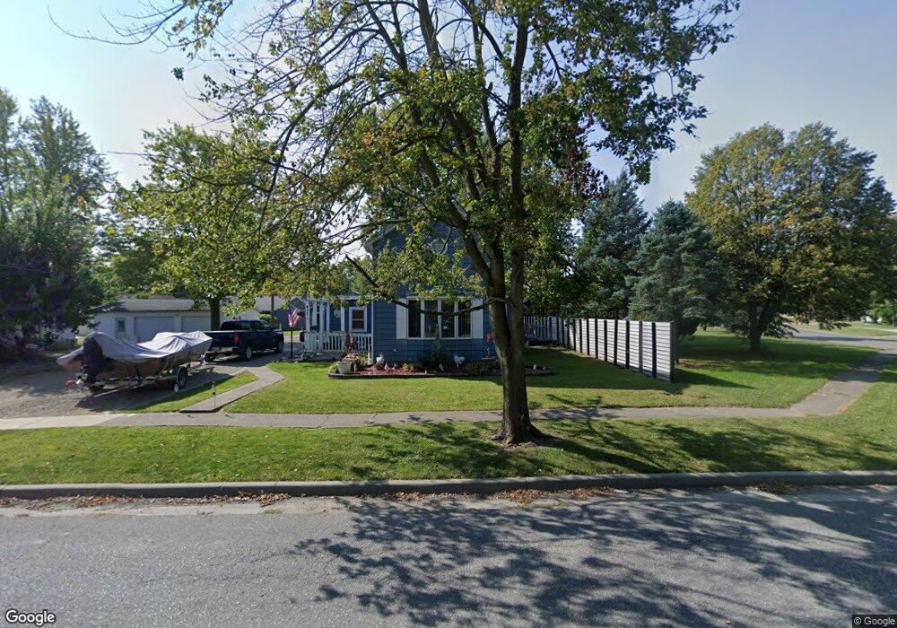 417 Gamble St, Columbus Junction, IA 52738 - photo 1