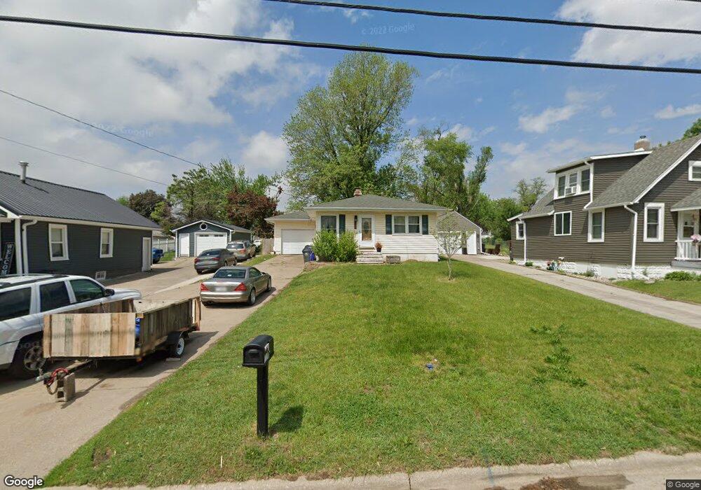 2330 Fruitland Blvd SW, Cedar Rapids, IA 52404 - photo 1