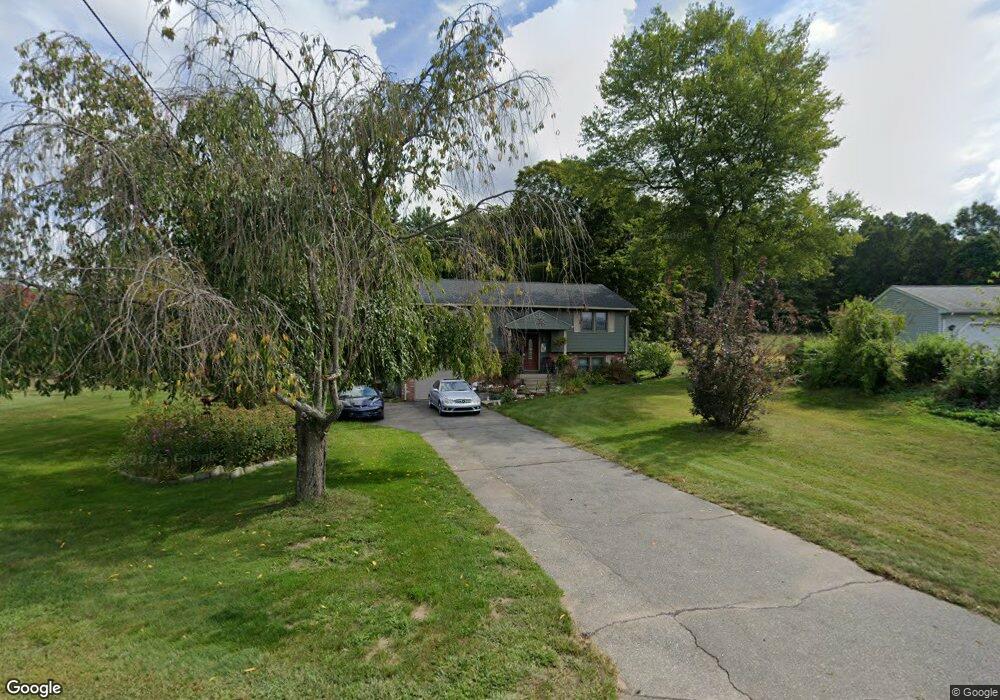 1346 Lyon St, Ludlow, MA 01056 - photo 1