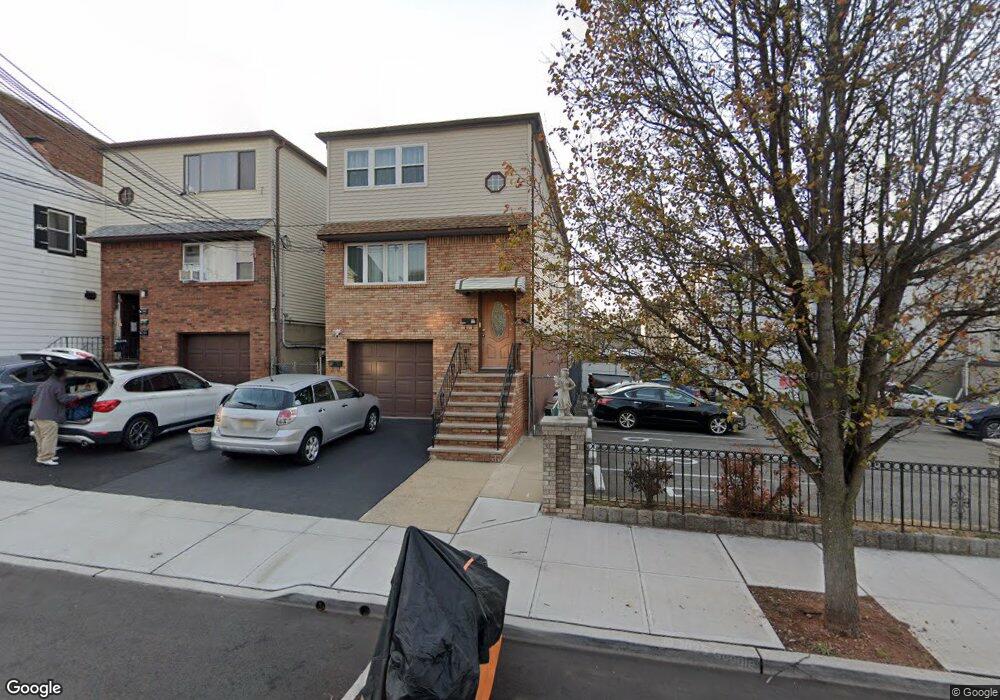 109 Cross St unit 3, Harrison, NJ 07029 - photo 1