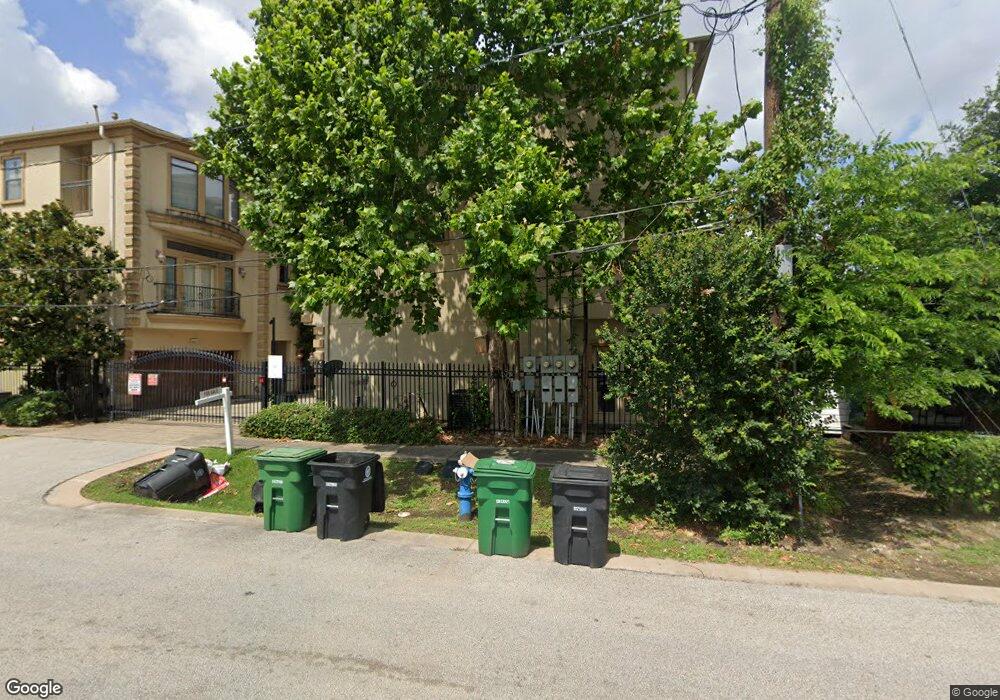 1607 Bass St unit F, Houston, TX 77007 - photo 1