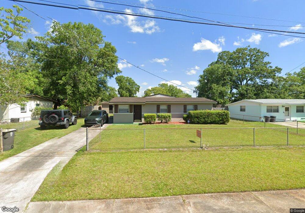 8039 Fabray Dr, Jacksonville, FL 32210 - photo 1