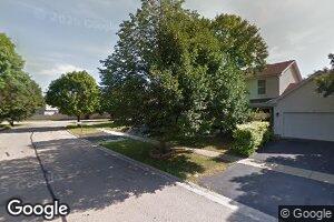 560 Lakewood Farms Dr, Bolingbrook, IL 60490