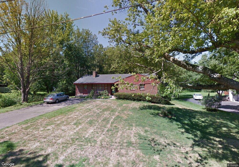 325 Margarite Rd, Middletown, CT 06457 - photo 1