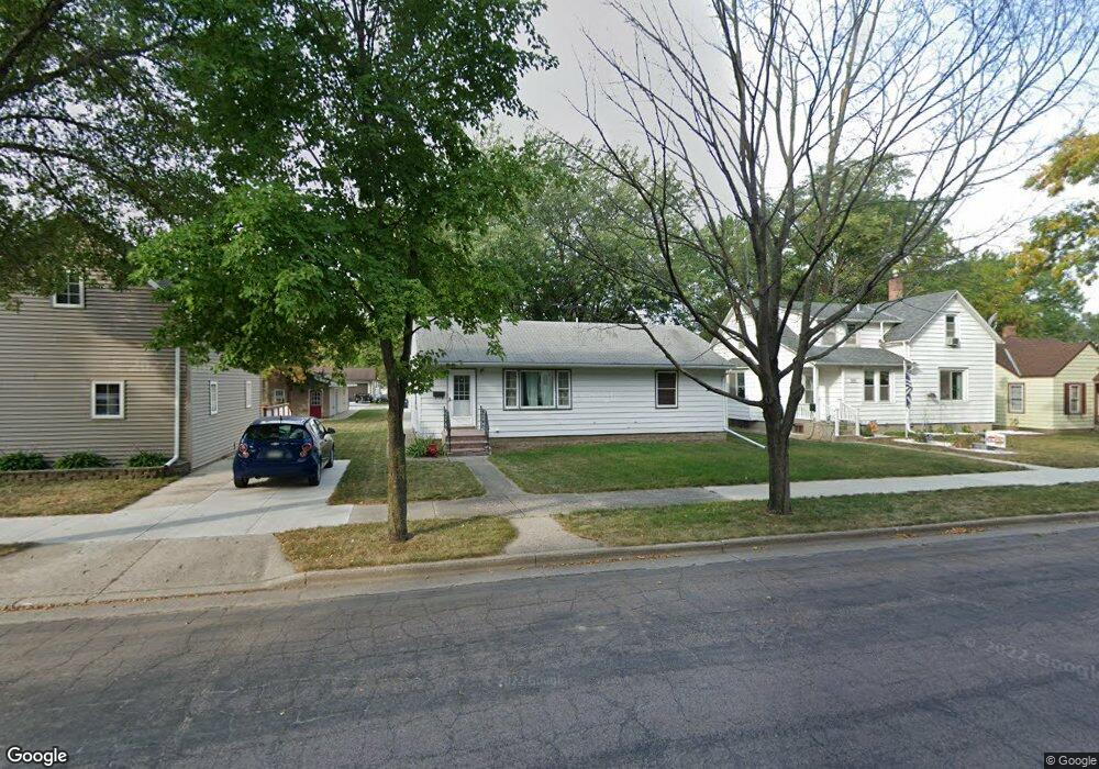 1011 N Franklin St, New Ulm, MN 56073 - photo 1