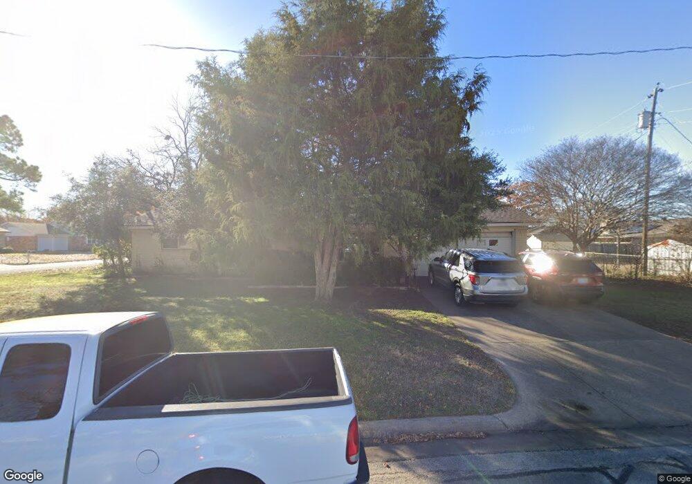 1004 Spring Brook Dr, Bedford, TX 76021 - photo 1