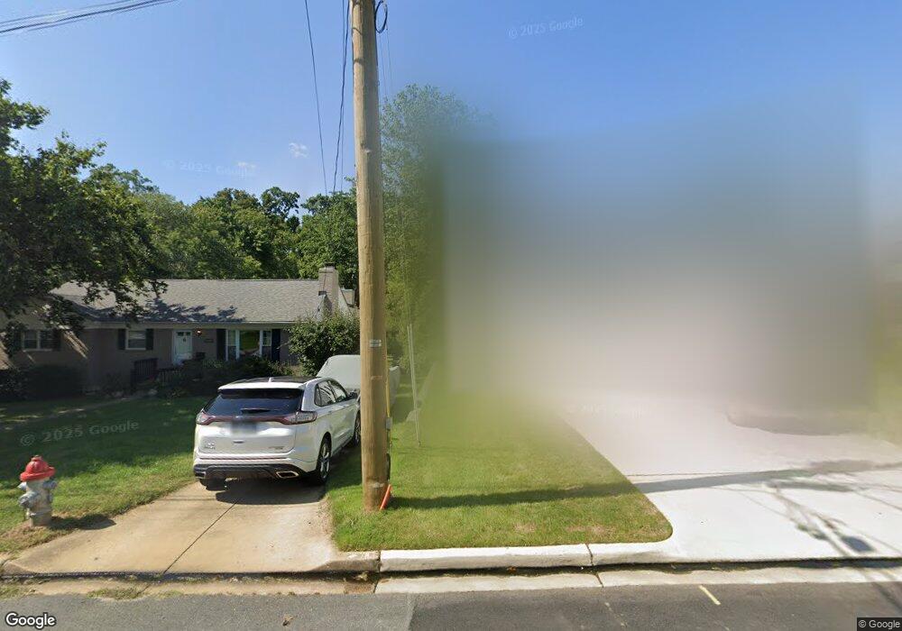 2240 Whitcomb Place, Falls Church, VA 22046 - photo 1