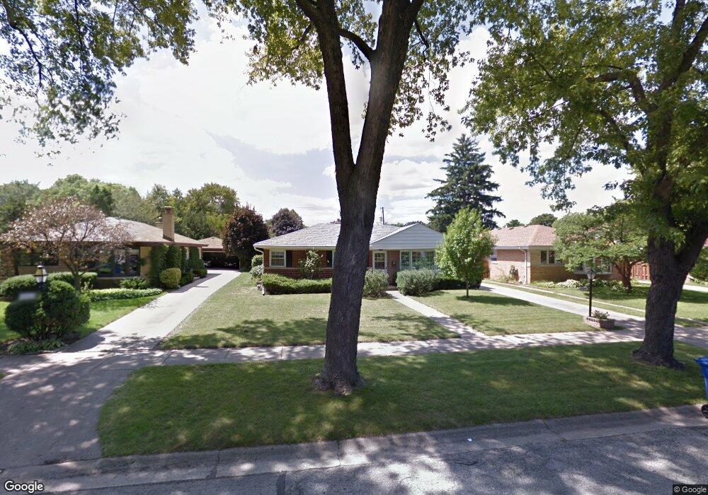 1724 Maple St, Des Plaines, IL 60018 - photo 1