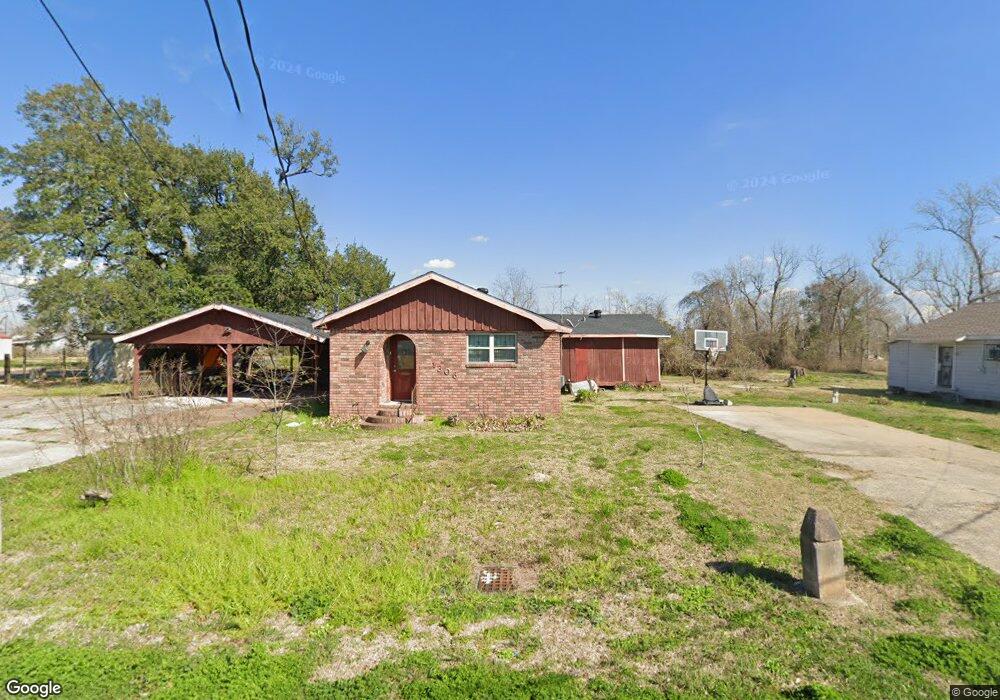1306 Pear St, Lake Charles, LA 70601 - photo 1