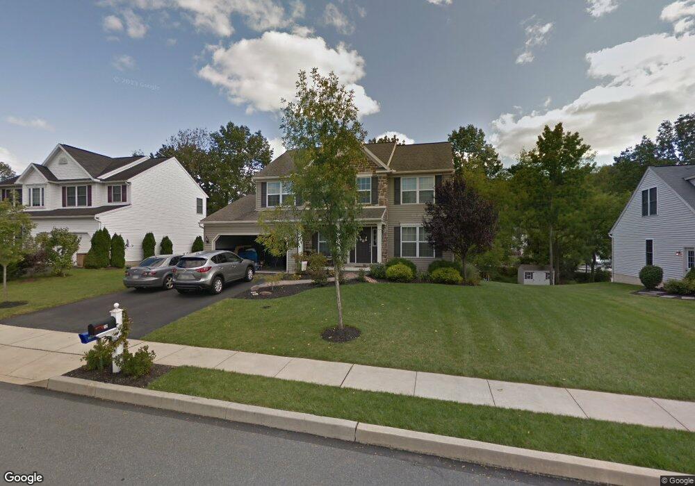 12 Bent Brook Cir, Reading, PA 19606 - photo 1