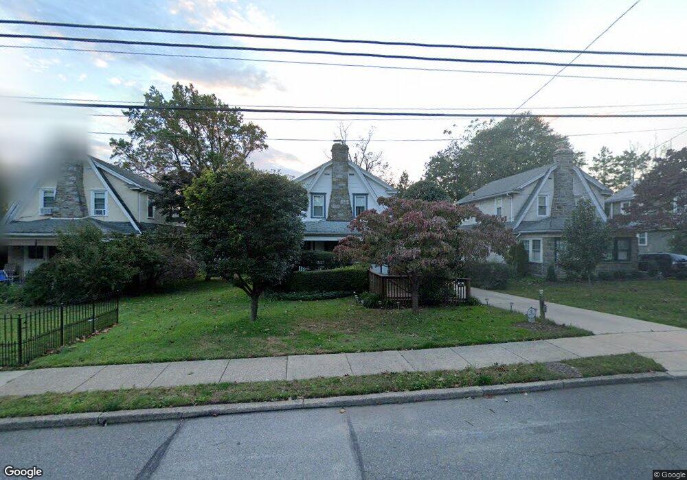 2104 E County Line Rd, Ardmore, PA 19003 - photo 1