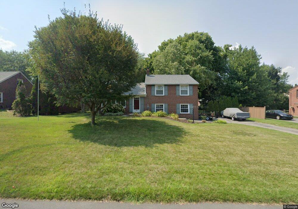 117 Cameron Dr, Wallingford, PA 19086 - photo 1