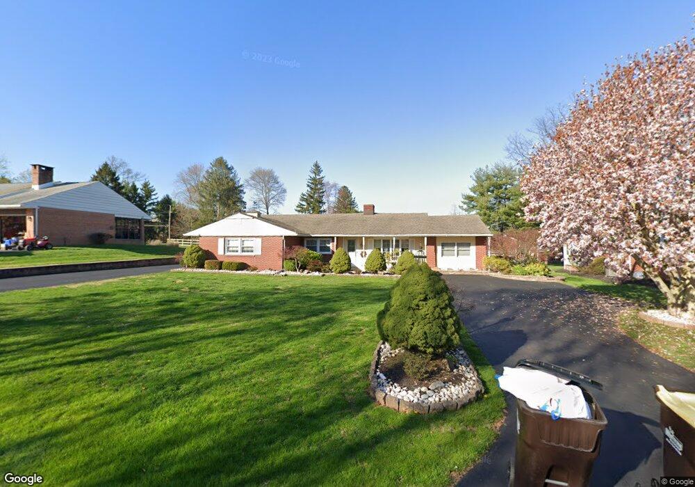 2005 Ardin Dr, Norristown, PA 19403 - photo 1