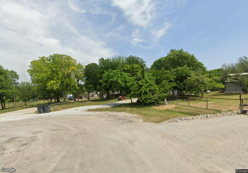 220 Royal Ct, Weatherford, TX 76085 - photo 1