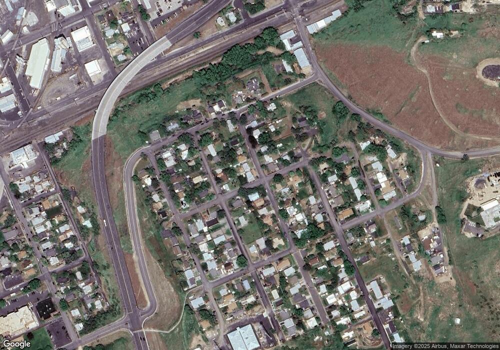 627 SE 8th St, Pendleton, OR 97801 - photo 1