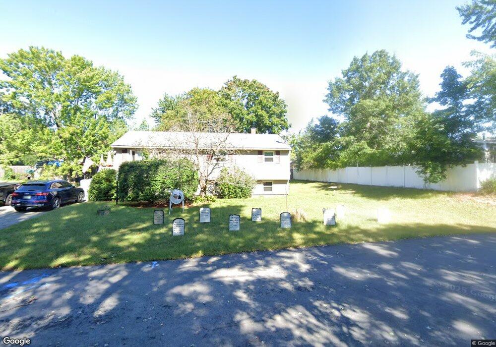 3 Rowley St, Nashua, NH 03063 - photo 1