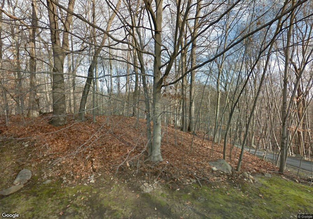 51 Treadwell Ln, Weston, CT 06883 - photo 1