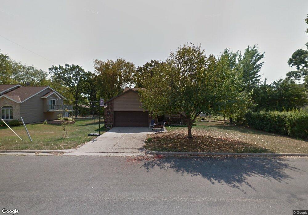 304 11th St N, Sauk Rapids, MN 56379 - photo 1