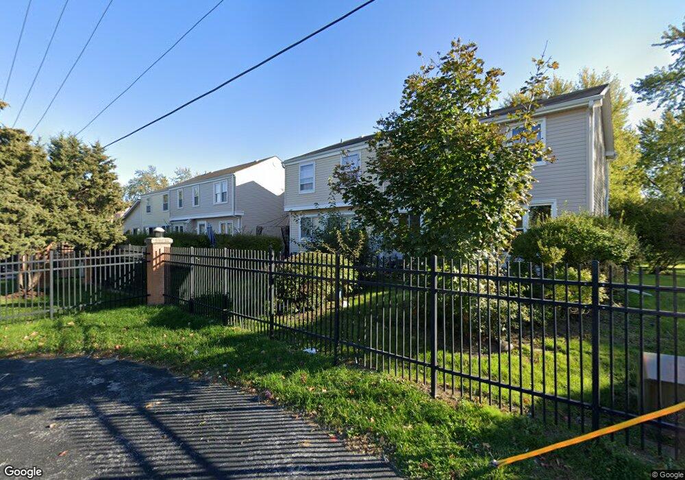 153 Williamsburg Rd unit 1, Country Club Hills, IL 60478 - photo 1