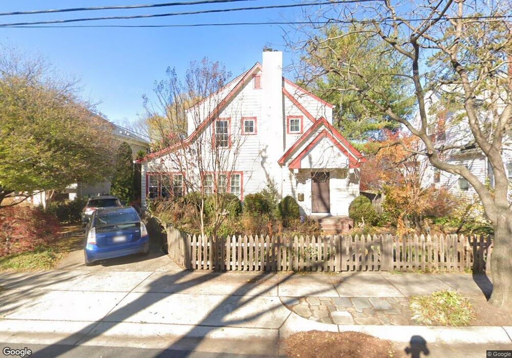 4707 Chestnut St, Bethesda, MD 20814 - photo 1