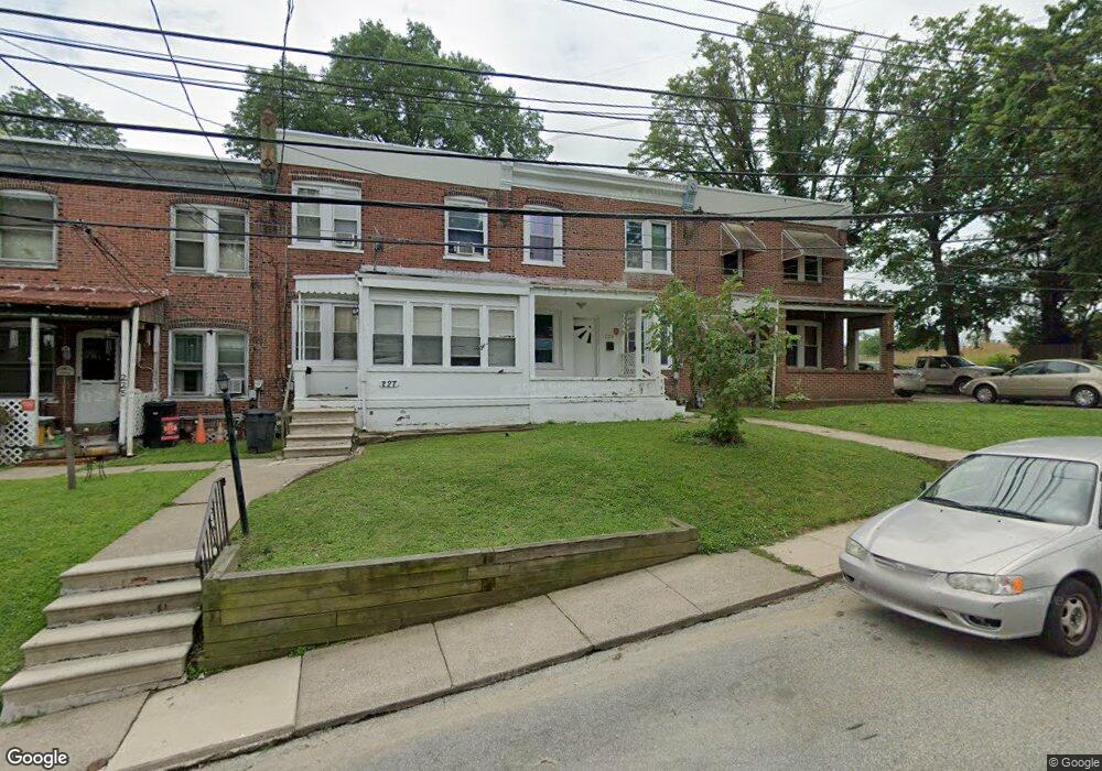 229 Hamilton Ave, Darby, PA 19023 - photo 1