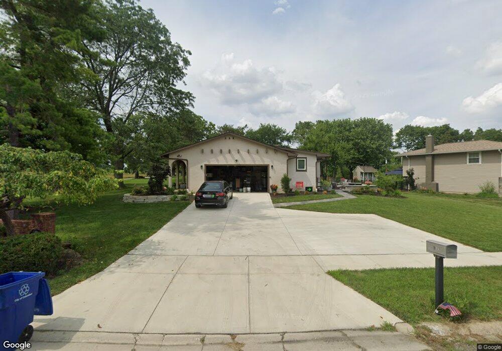 5816 Godown Rd, Columbus, OH 43235 - photo 1