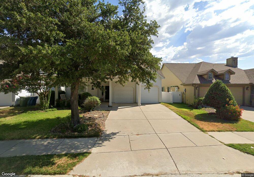 10303 Lakeview Dr, Providence Village, TX 76227 - photo 1