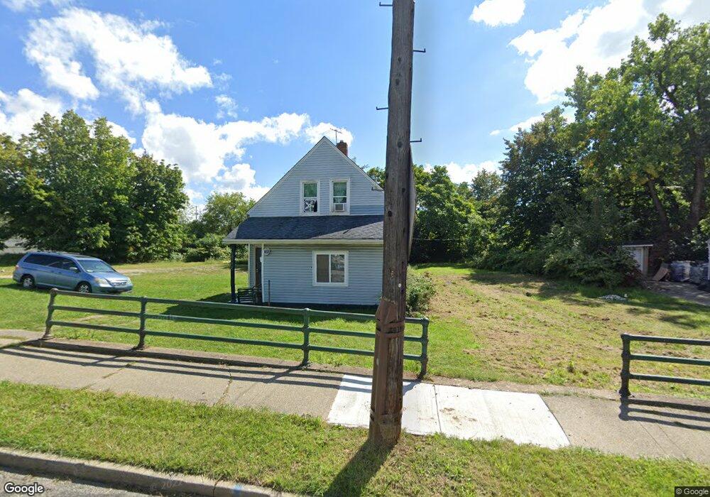 10202 Quebec Ave, Cleveland, OH 44106 - photo 1