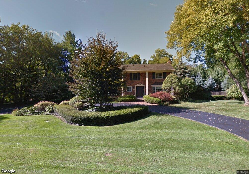 2620 Wendover Rd, Bloomfield Hills, MI 48302 - photo 1