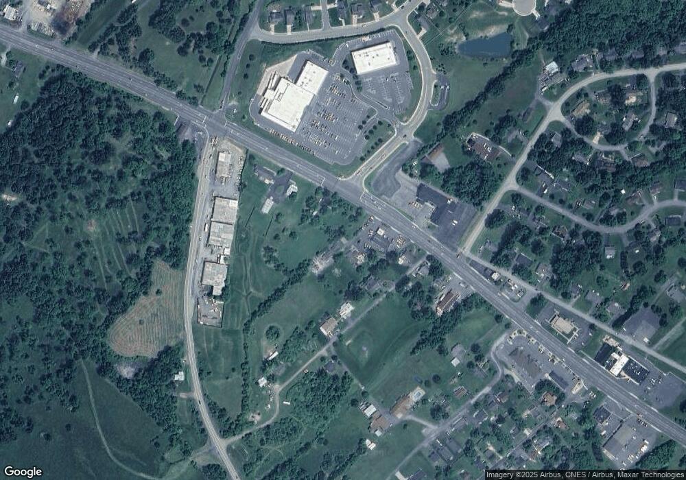 19 Packers Ln, Fishersville, VA 22939 - photo 1