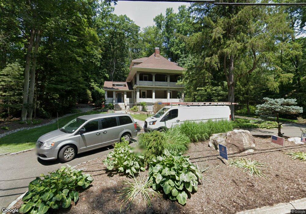 55 Cobb Rd, Mountain Lakes, NJ 07046 - photo 1