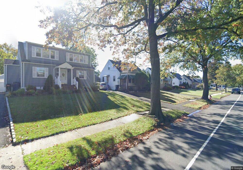 1567 Raritan Rd, Clark, NJ 07066 - photo 1