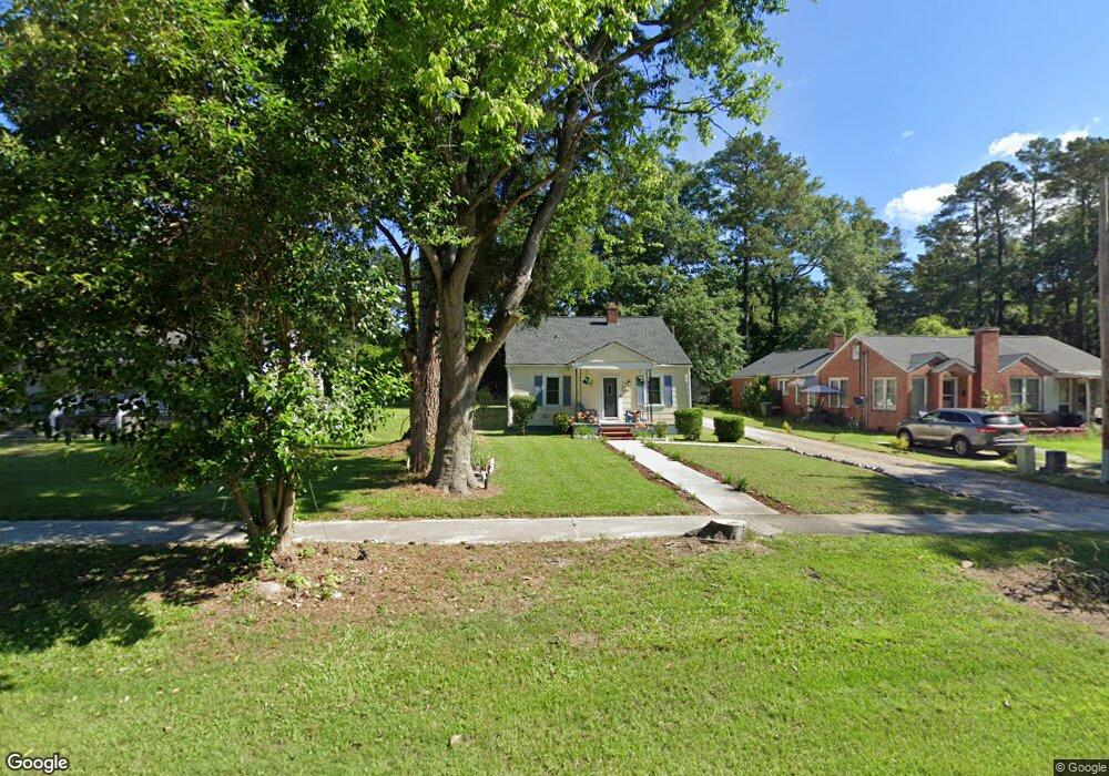 714 Chesnut St, Camden, SC 29020 - photo 1