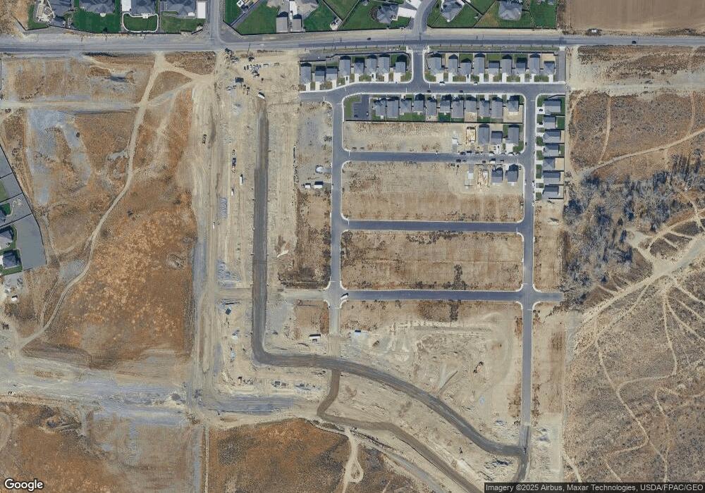 12114 Dunsmuir Dr, Pasco, WA 99301 - photo 1