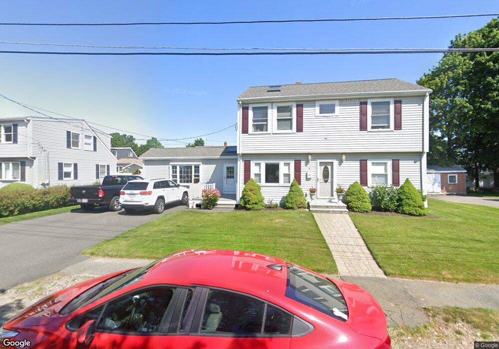 7 Rose Cir, Peabody, MA 01960 - photo 1