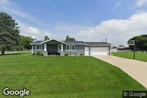 108 8th St, Laurel, NE 68745
