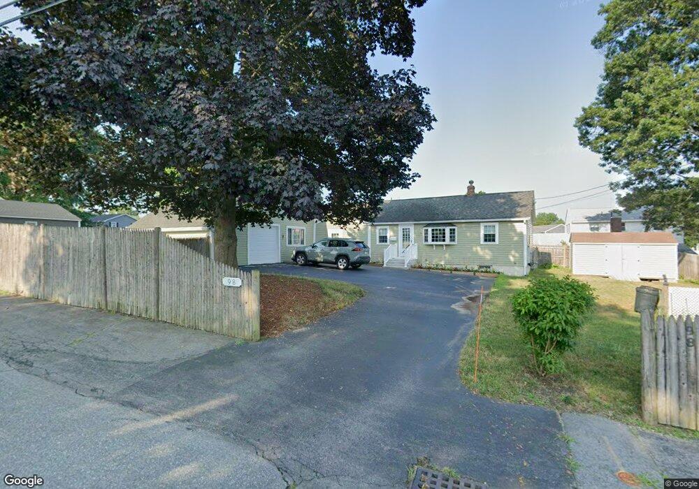 98 Thornton Ave, Lowell, MA 01852 - photo 1