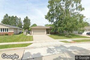 3202 S 20th St, Sheboygan, WI 53081