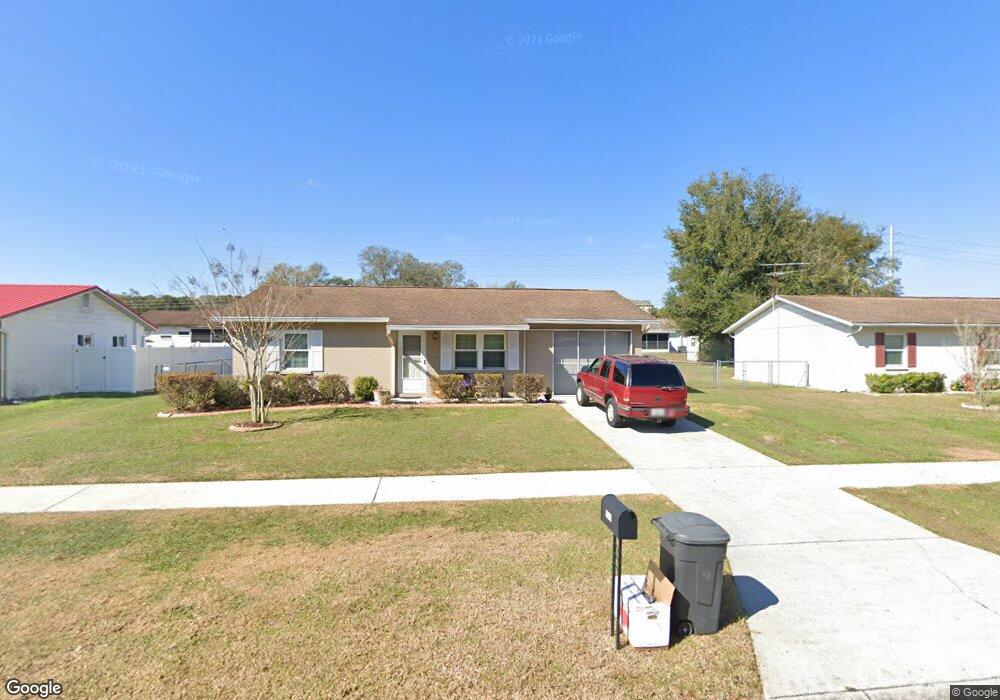 7213 Ashland Dr, Zephyrhills, FL 33540 - photo 1