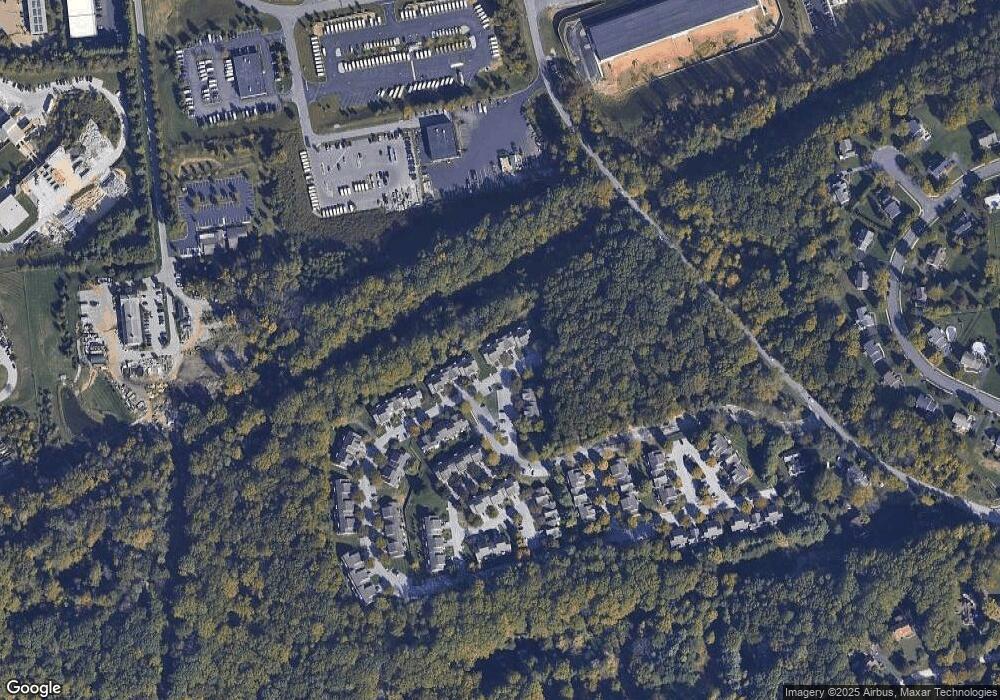 10 May Apple Dr unit 20, Downingtown, PA 19335 - photo 1