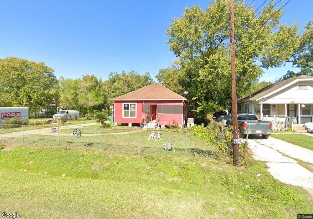 2002 Ellington St, Houston, TX 77088 - photo 1