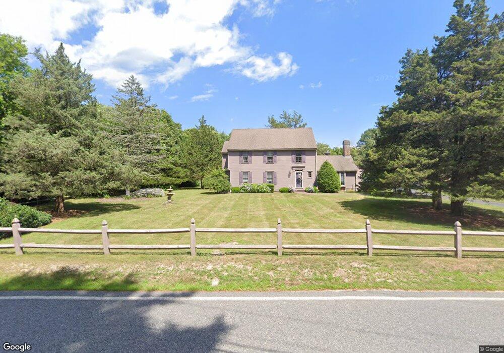 306 Walnut Plain Rd, Rochester, MA 02770 - photo 1