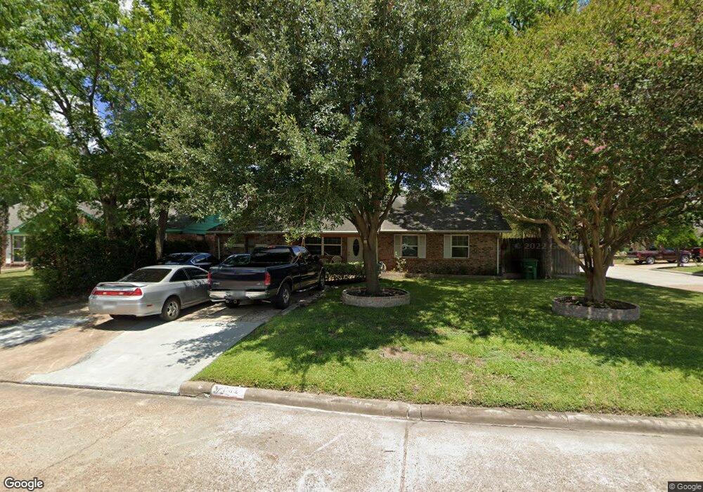 802 Lyngrove Dr, Houston, TX 77038 - photo 1