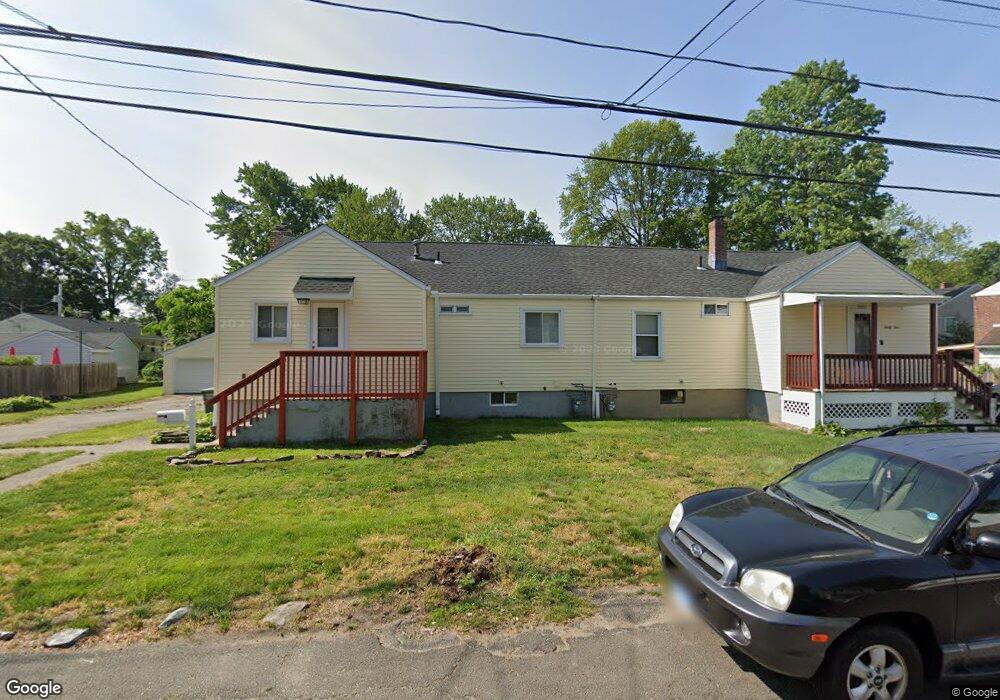 32 Evers Place, Bridgeport, CT 06610 - photo 1