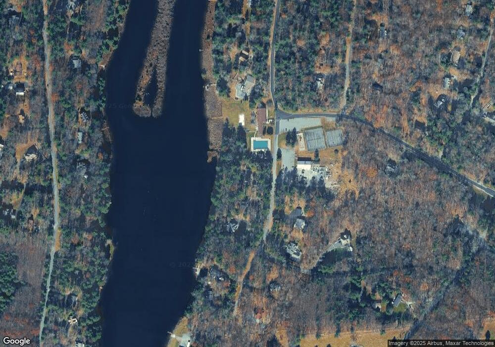 145 Marigold Ln, Milford, PA 18337 - photo 1